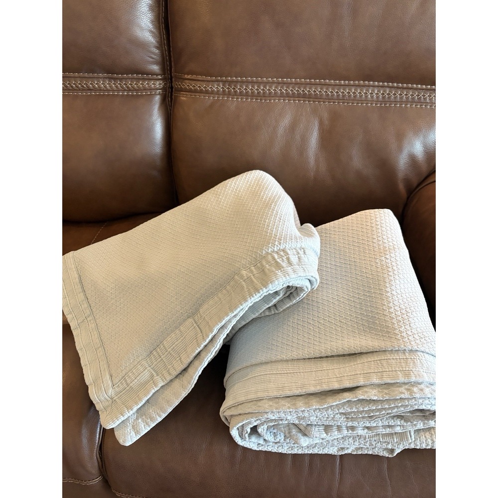 Peacock Alley  light green  Full Queen Coverlet & euro 2 Shams Set LOOK